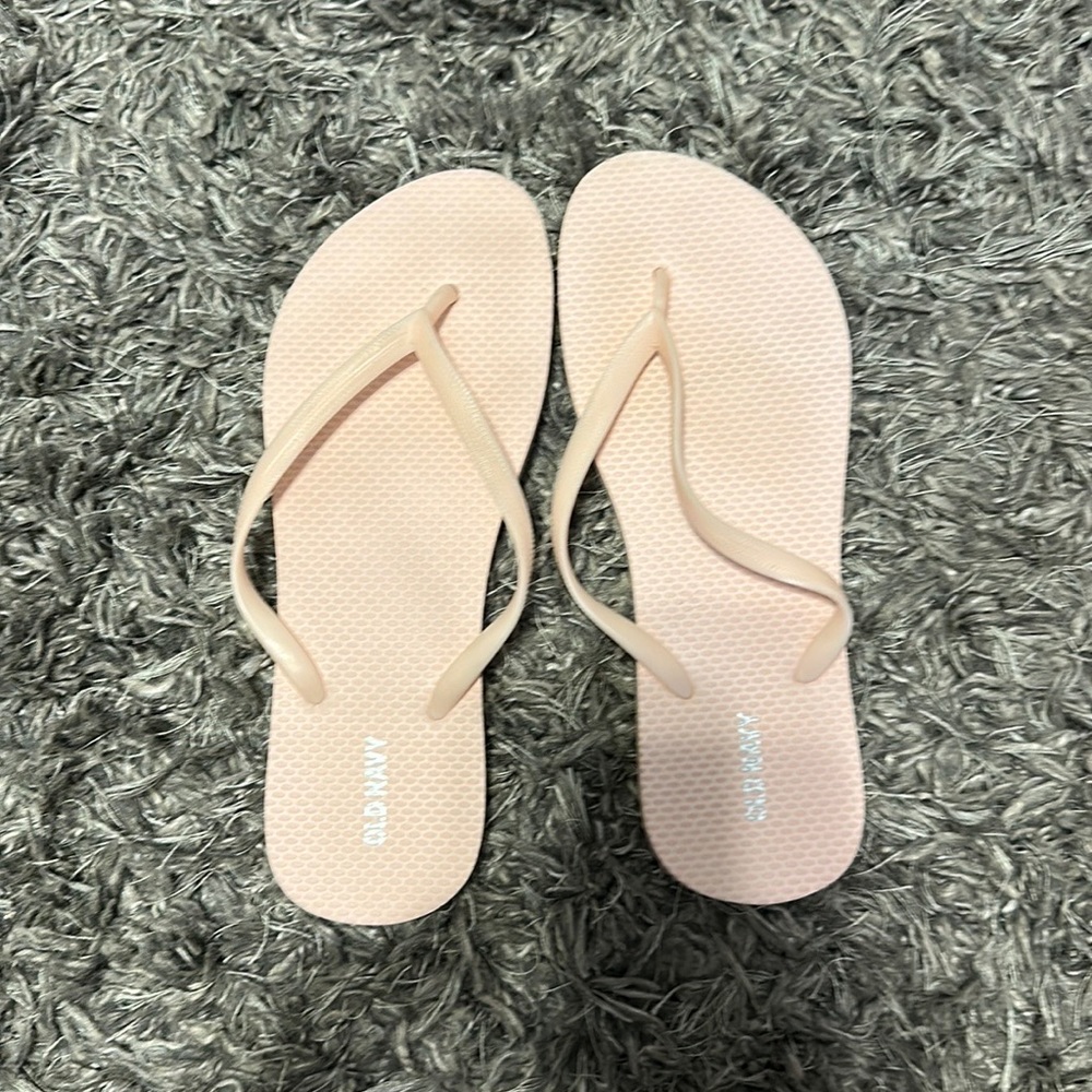 pink flip flops